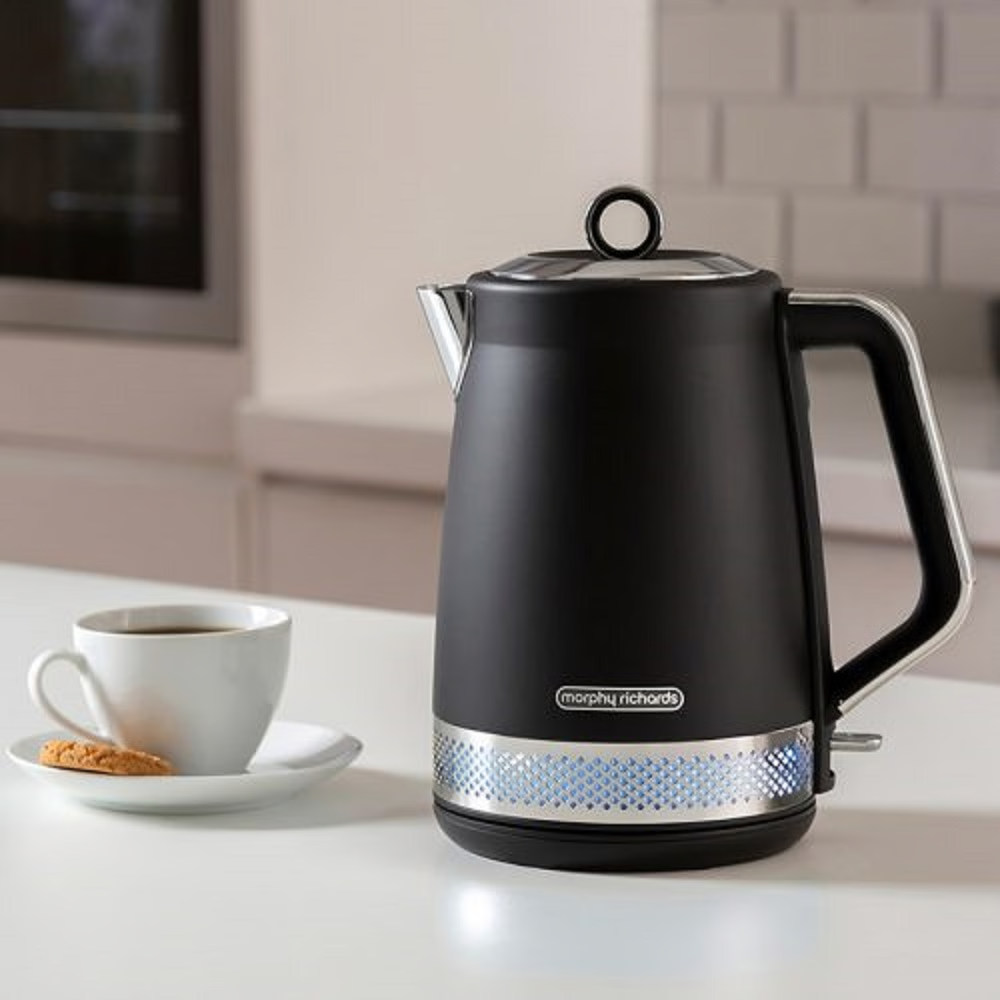 קומקום חשמלי ILLUMINATION שחור Morphy Richards 108020 - יבואן רשמי